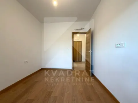 Izdavanje, jednosoban stan, 47m², New City, Podgorica - image 7