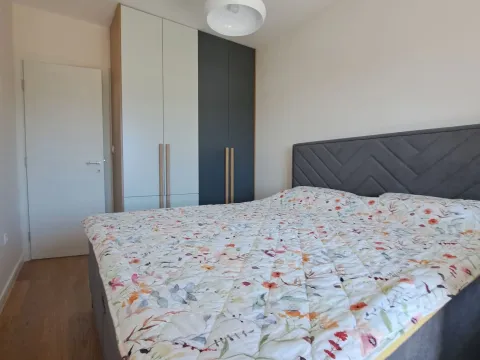 Rent, two bedroom apartment, 69m², Central Point, Podgorica - image 12