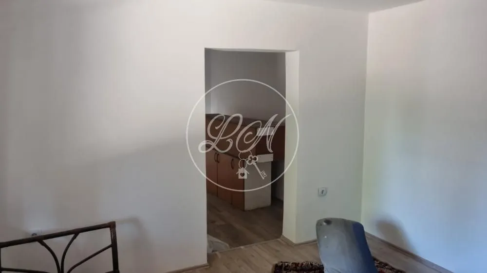 Rent, office space, 300m², Surčin, Beograd