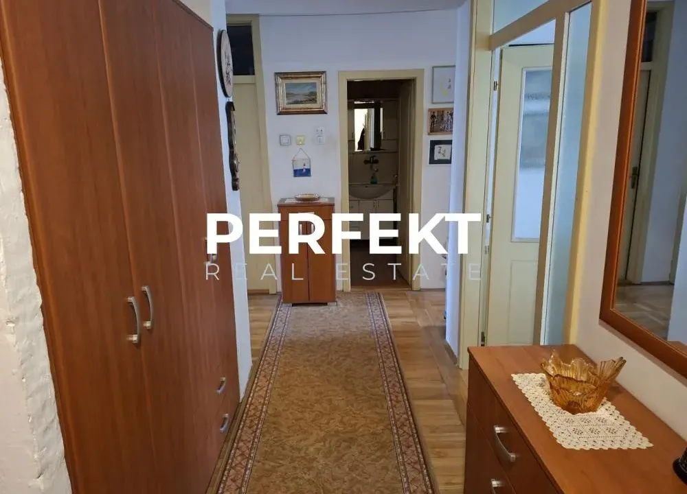 Sale, two bedroom apartment, 74m², Centar, Pančevo