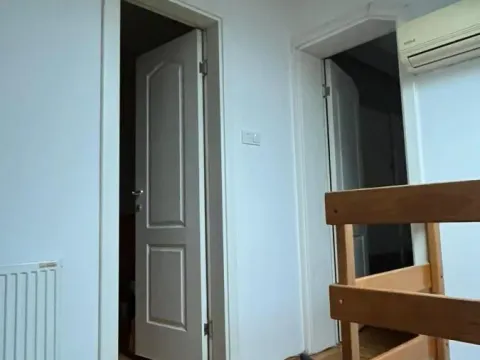 Rent, three bedroom apartment, 65m², Novi Sad, Srbija - image 5