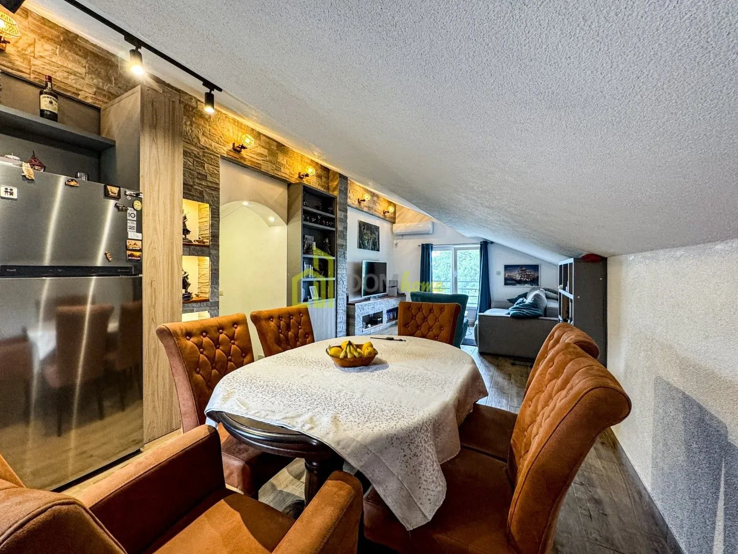 Prodaja, kuća, 273m², Doljani, Podgorica