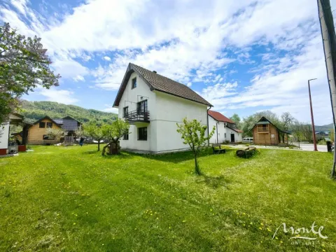 Sale, house, 128m², Kolašin, Crna Gora - image 1