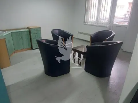 Izdavanje, poslovni prostor, 50m², Centar Sve Podlokacije, Beograd - image 3