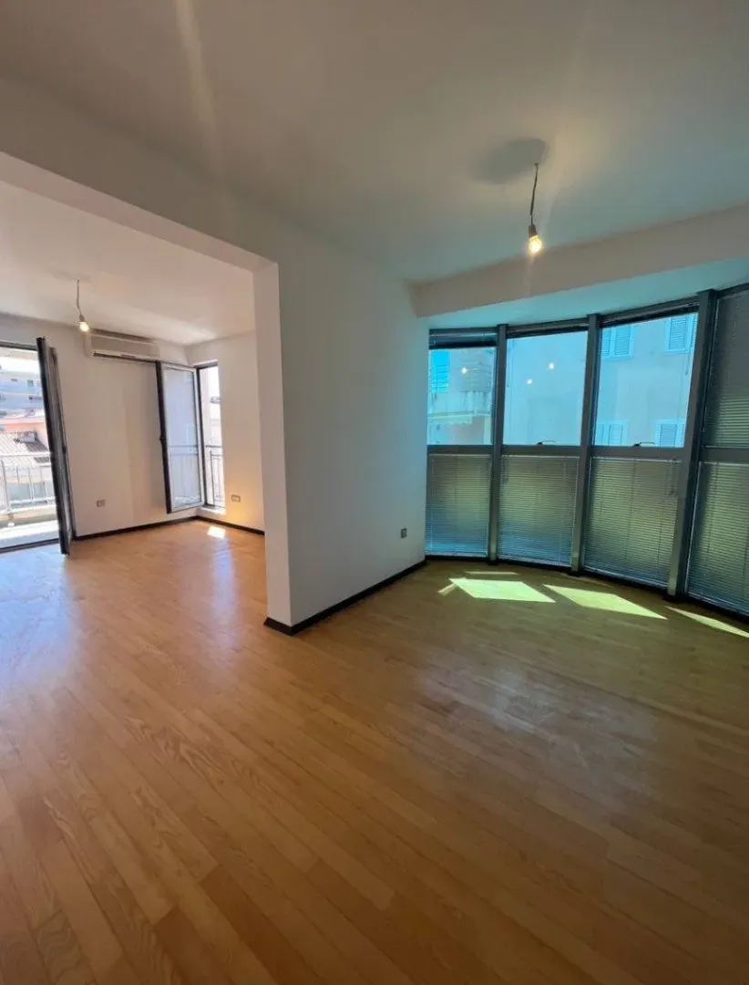 Prodaja, trosoban stan, 89m², Rozino, Budva
