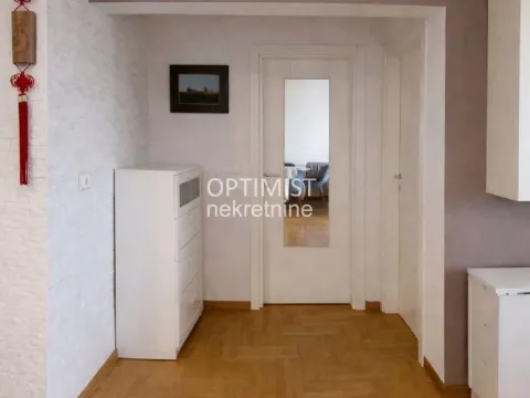 Prodaja, trosoban stan, 70m², Čubura, Beograd - image 4