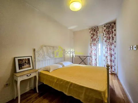 Rent, one bedroom apartment, 40m², Central Point, Podgorica - image 11