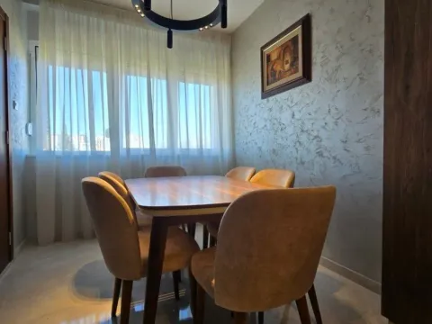 Izdavanje, stan, 90m², Tuški Put, Podgorica - image 11