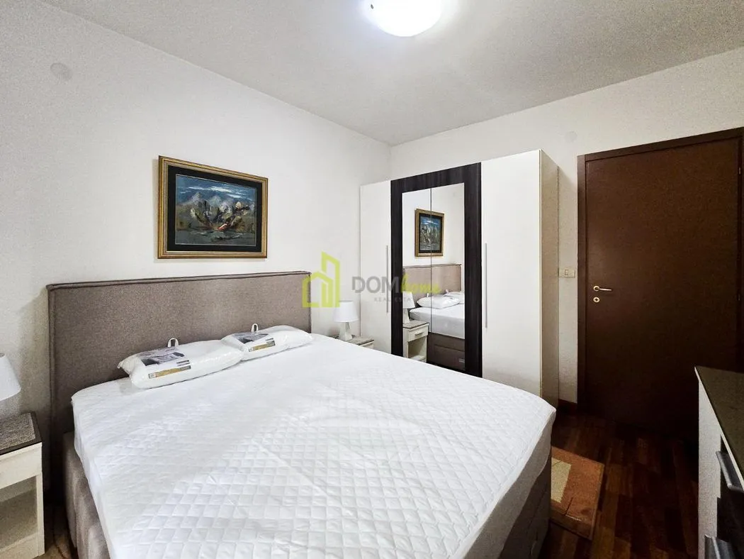Izdavanje, dvosoban stan, 75m², City Kvart, Podgorica
