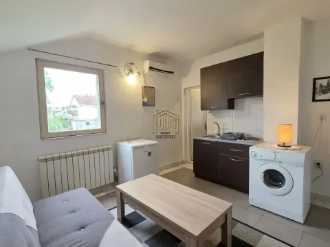 Izdavanje, jednosoban stan, 32m², Zagorič, Podgorica - image 3