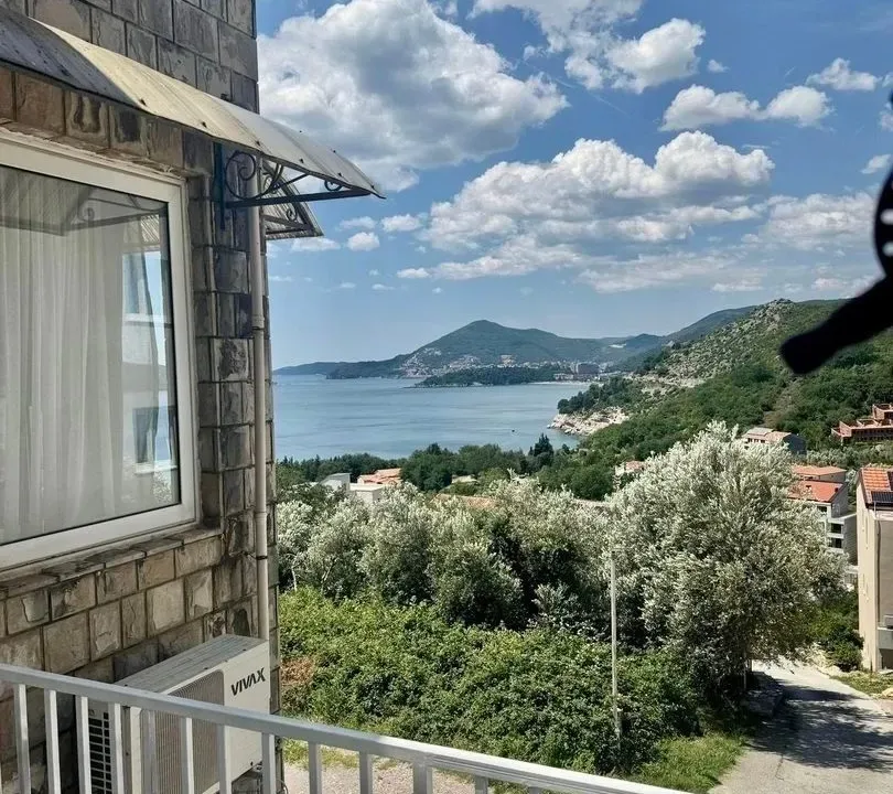 Prodaja, dvosoban stan, 50m², Pržno, Budva