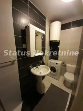 Izdavanje, trosoban stan, 60m², Centar, Novi Sad - image 12
