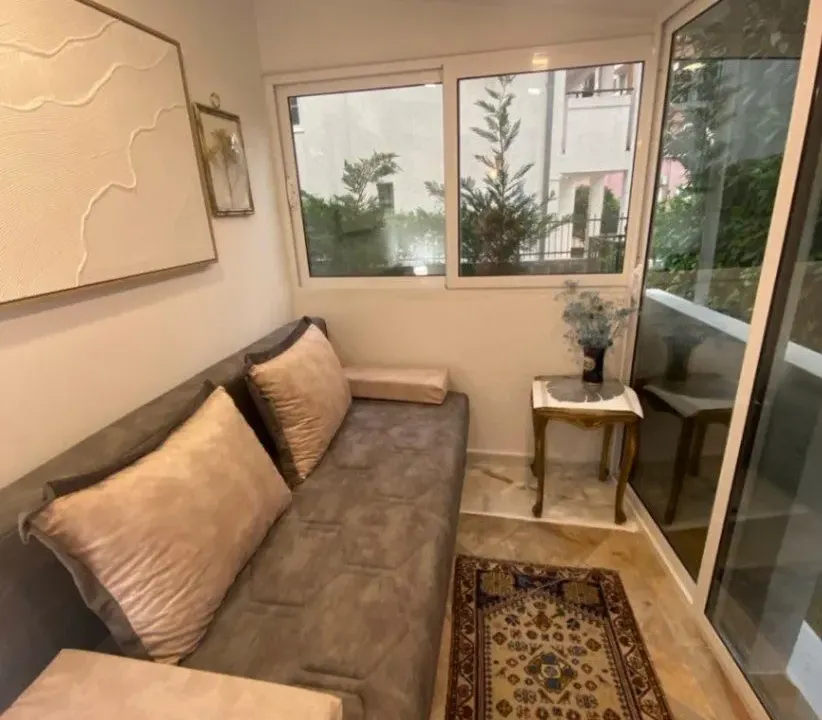 Rent, one bedroom apartment, 32m², Slovenska Plaža, Budva