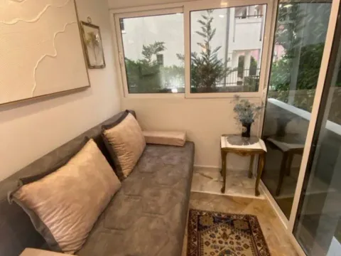 Rent, one bedroom apartment, 32m², Slovenska Plaža, Budva