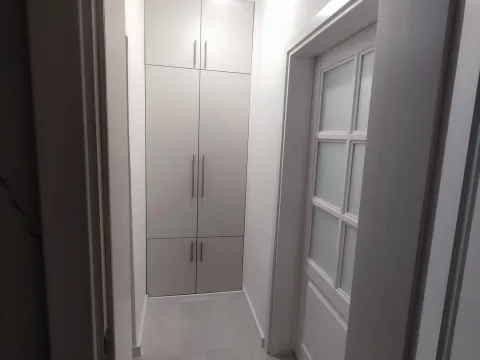 Izdavanje, poslovni prostor, 53m², Preko Morače, Podgorica - image 9