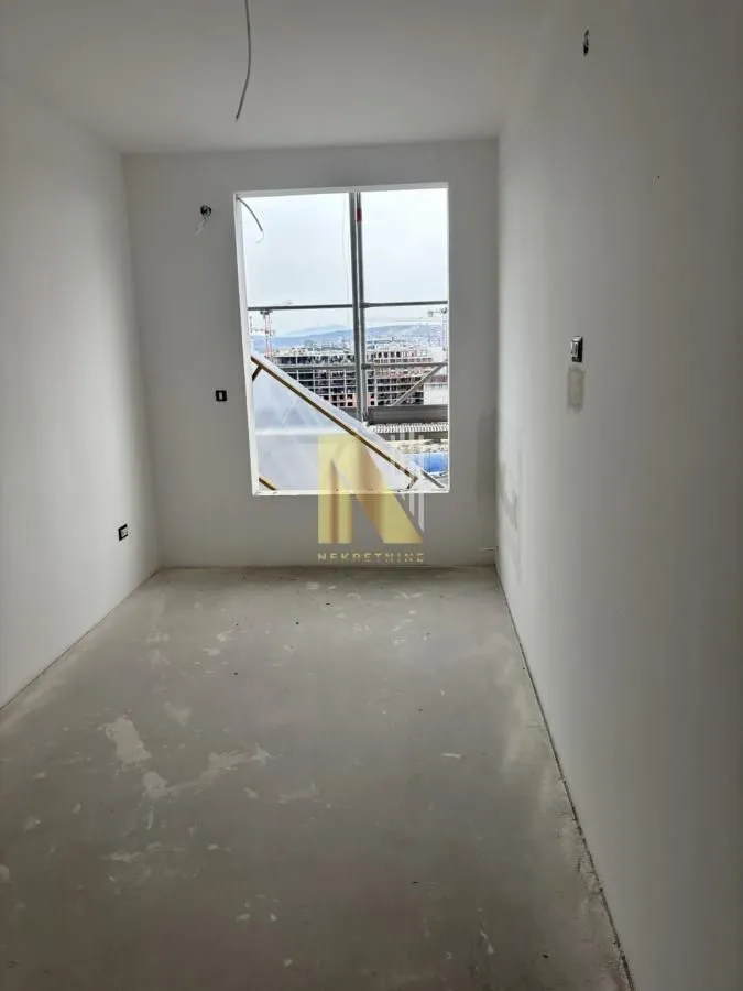 Prodaja, četvorosoban stan, 84m², Zemun Sve Podlokacije, Beograd