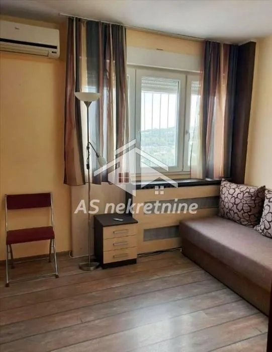 Rent, four bedroom apartment, 115m², Hala Pionir, Palilula Sve Podlokacije