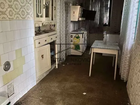 Prodaja, kuća, 177m², Sot, Šid - image 9