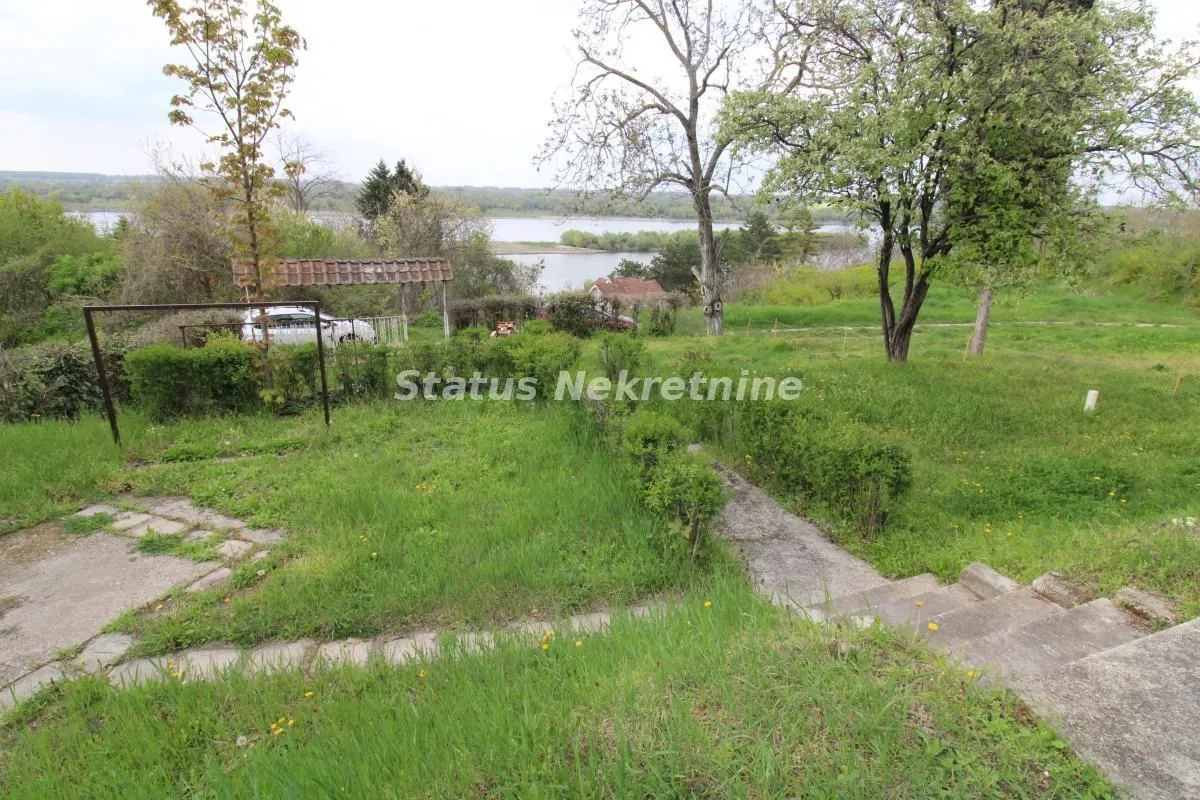 Prodaja, kuća, 130m², Inđija, Srbija