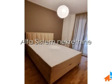 Rent, three bedroom apartment, 97m², Vračar Sve Podlokacije, Beograd - image 6