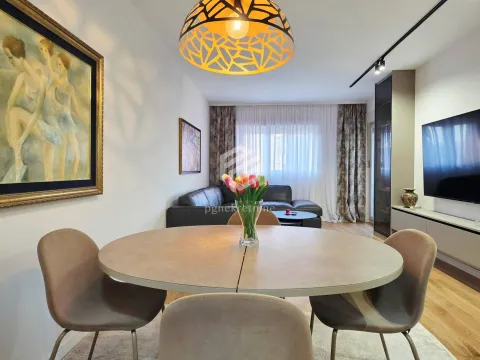 Rent, two bedroom apartment, 74m², Central Point, Podgorica