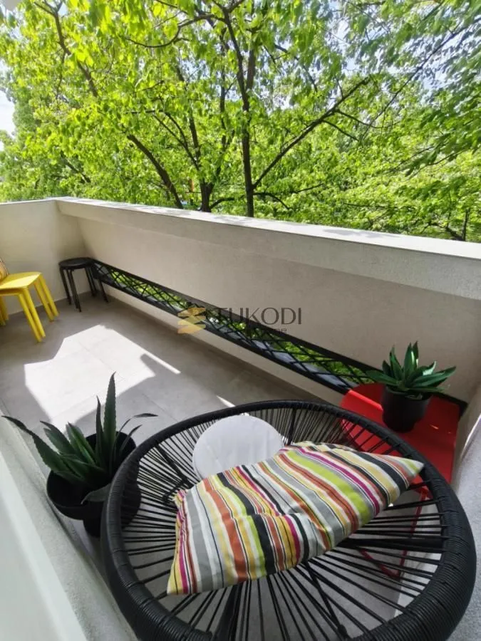 Sale, two bedroom apartment, 58m², Zemun Sve Podlokacije, Beograd