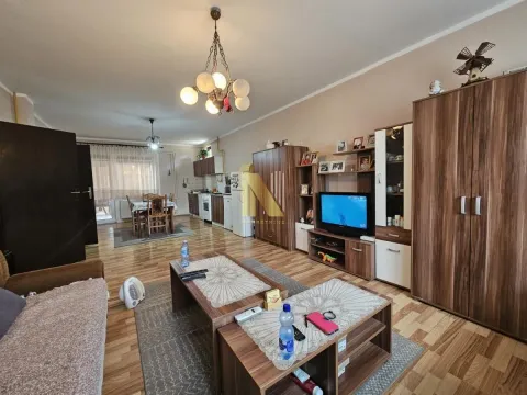 Sale, house, 213m², Begeč, Novi Sad Sve Podlokacije - image 7