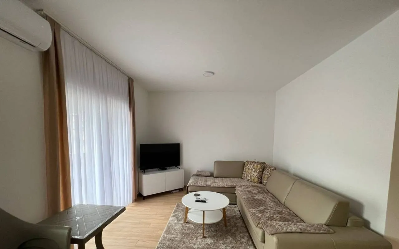 Rent, two bedroom apartment, 80m², Budva, Crna Gora