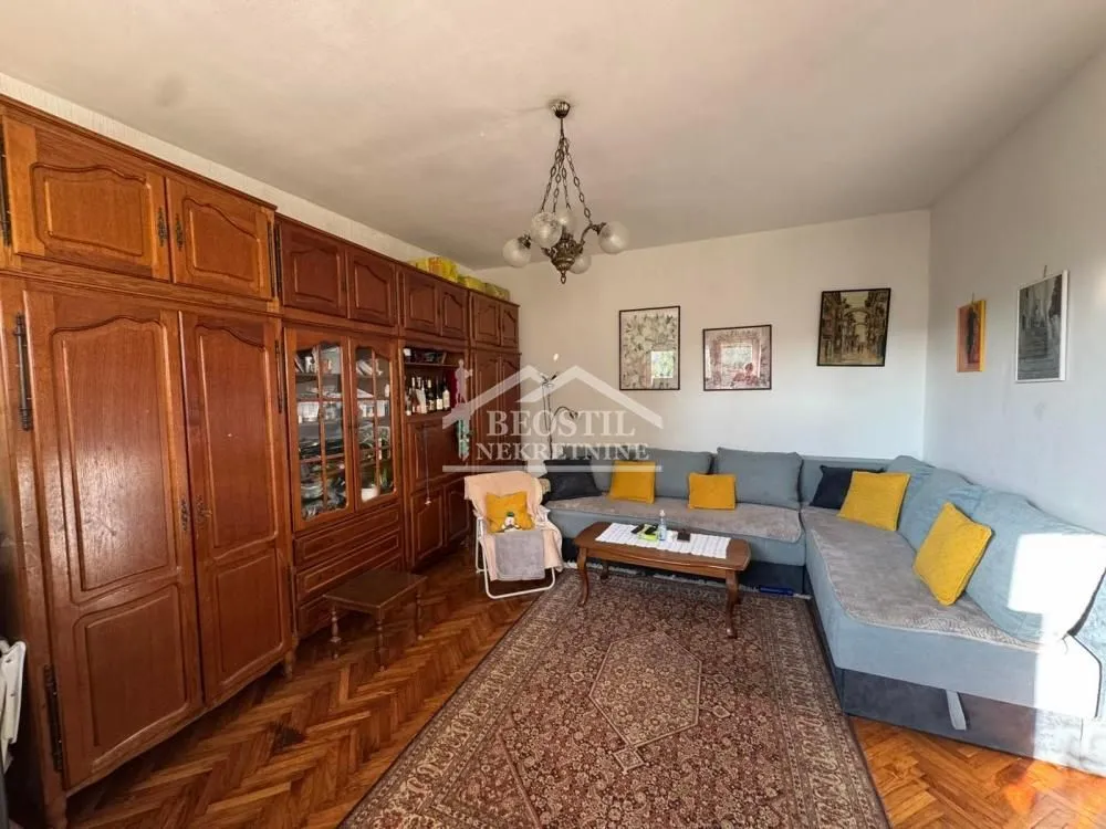 Prodaja, dvosoban stan, 73m², Voždovac Sve Podlokacije, Beograd