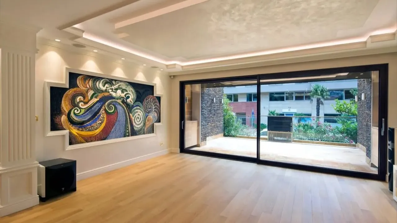 Prodaja, dvosoban stan, 115m², Centar, Budva