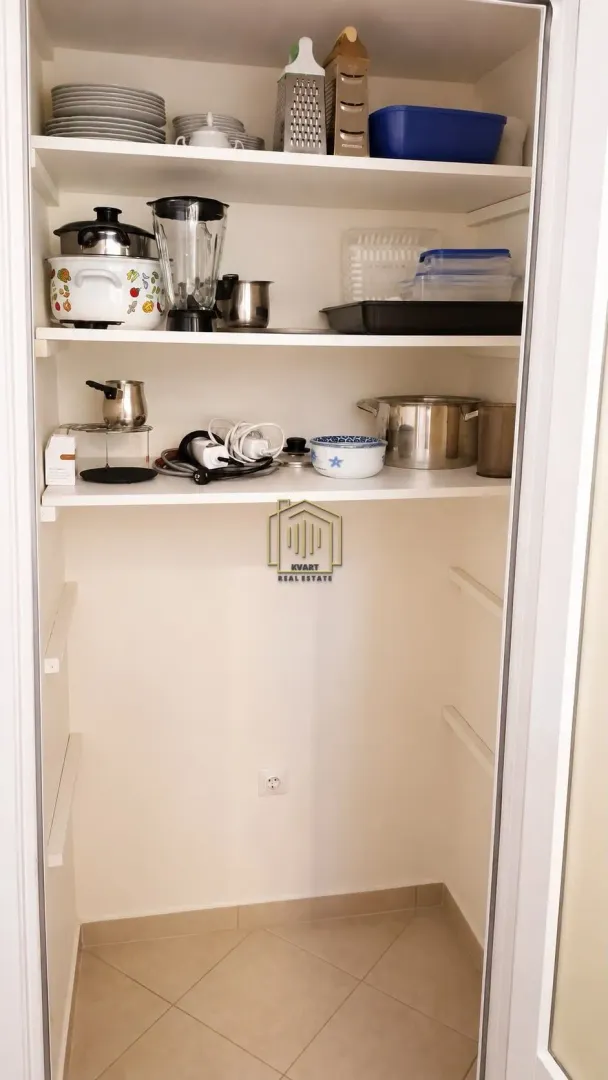 Izdavanje, dvosoban stan, 57m², Momišići, Podgorica