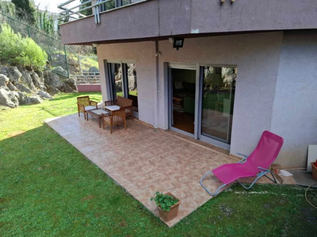 Rent, three bedroom apartment, 137m², Centar, Podgorica