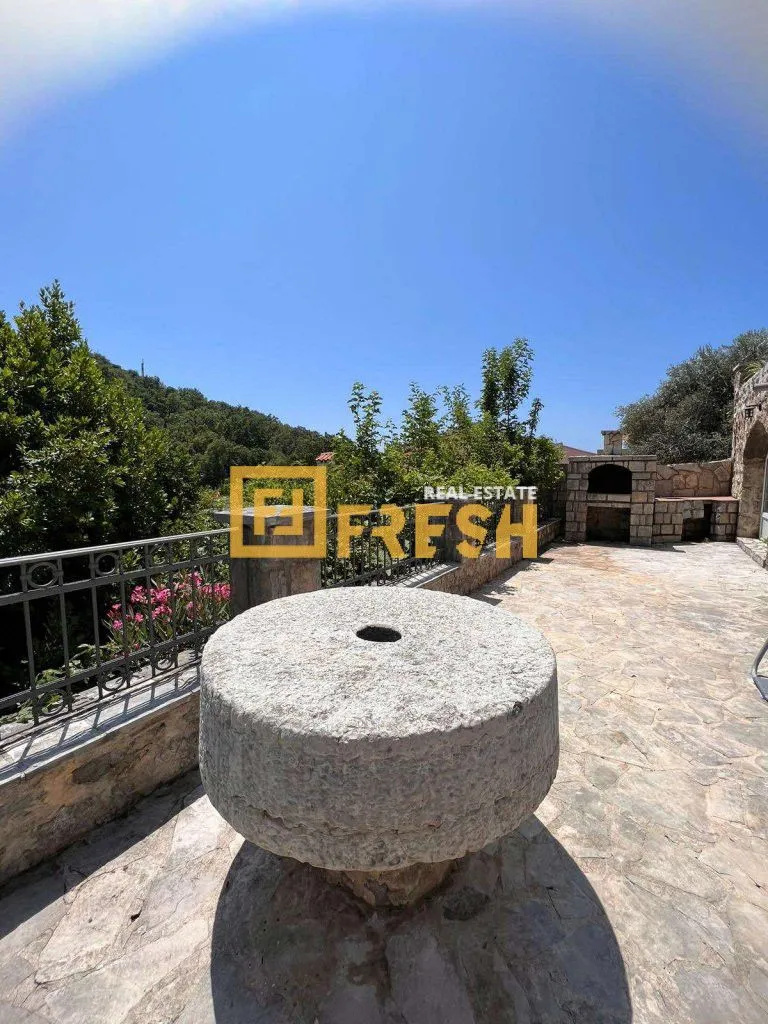 Sale, house, 300m², Budva, Crna Gora