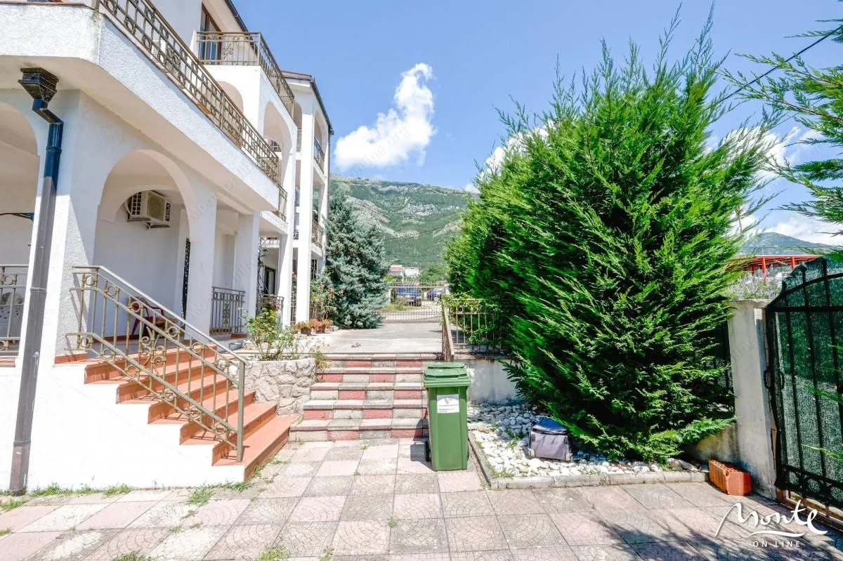 Sale, house, 410m², Sutomore, Bar