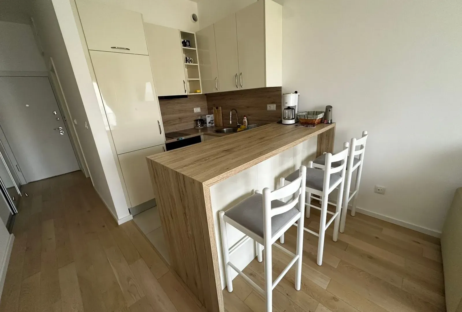 Rent, studio apartment, 35m², Soho City, Bar