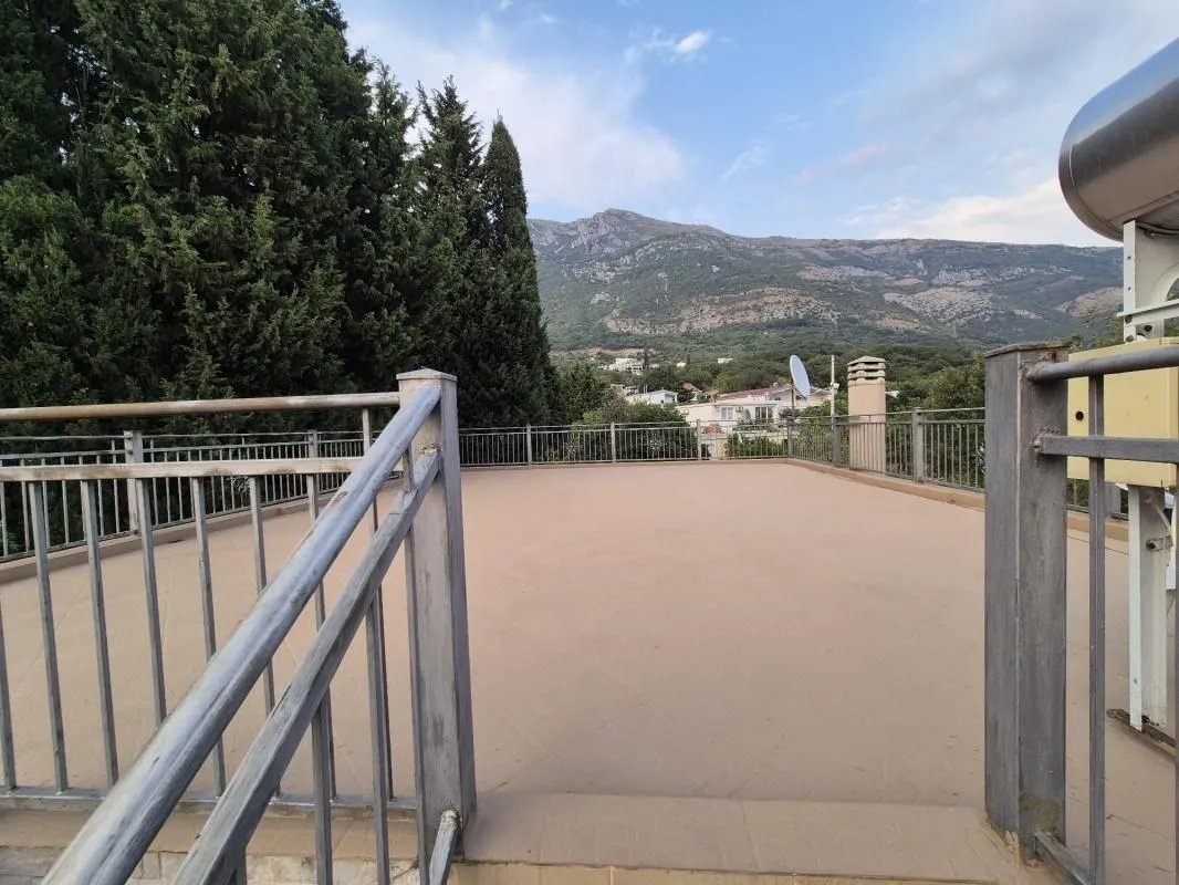Prodaja, kuća, 180m², Sutomore, Bar