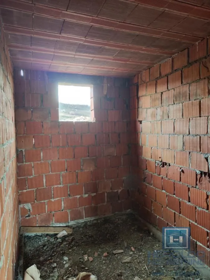 Prodaja, kuća, 100m², Crvene livade, Jagodina