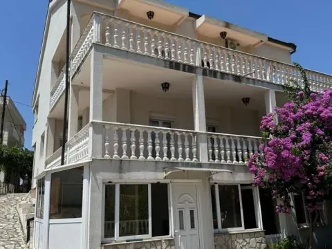 Prodaja, kuća, 171m2, Bar Prodaja, kuća, 171m2, Bar