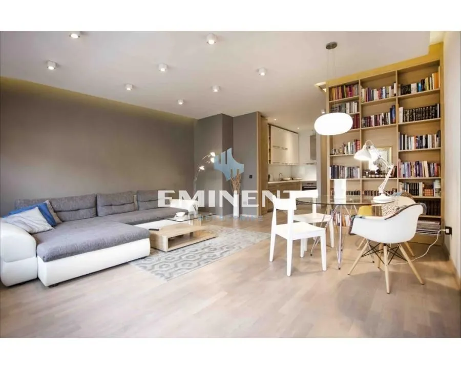 Izdavanje, dvosoban stan, 65m², Stari Grad, Beograd