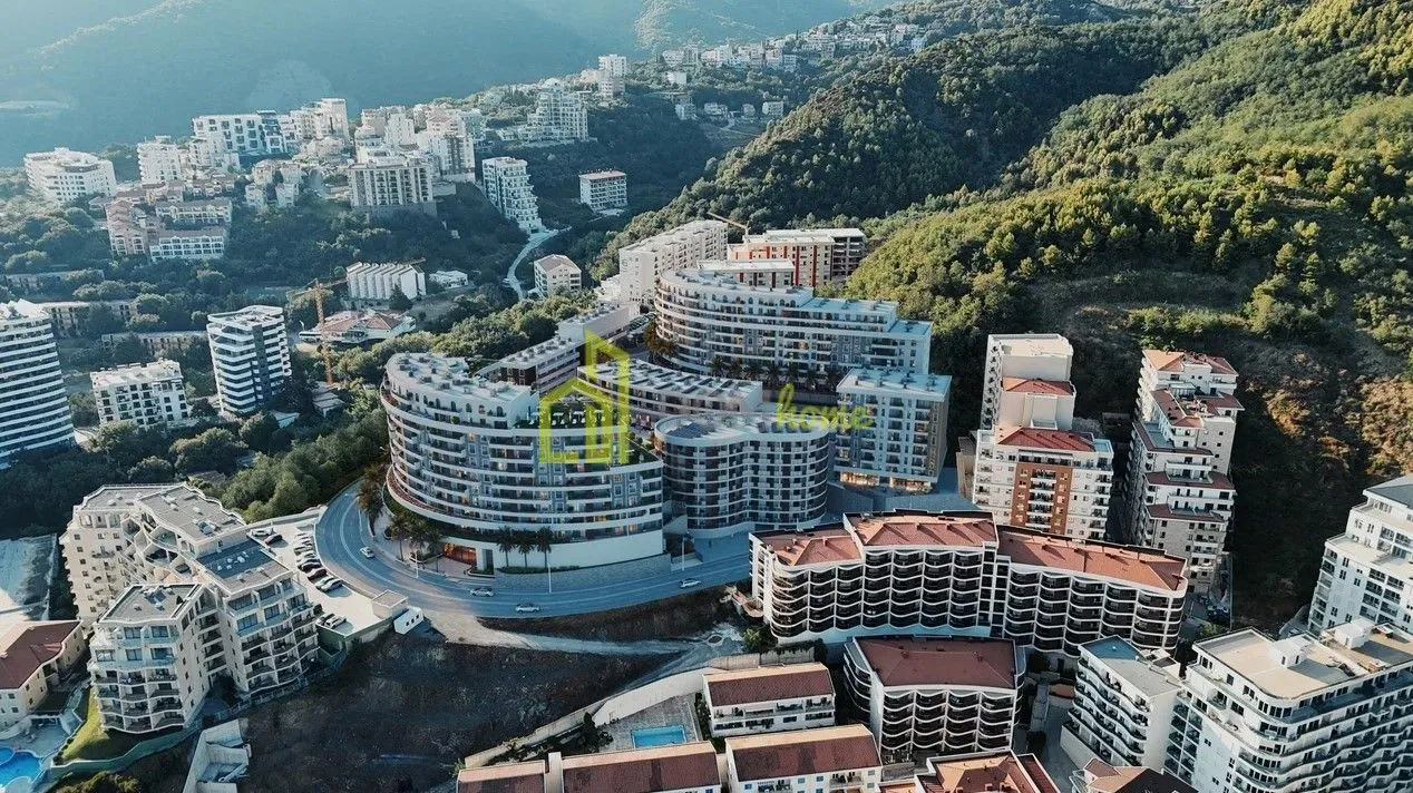 Sale, one bedroom apartment, 52m², Bečići, Budva