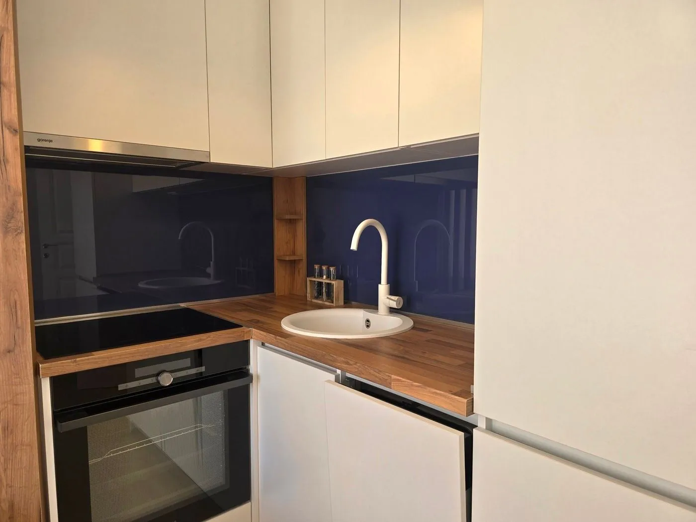 Prodaja, jednosoban stan, 27m², Centar, Tivat