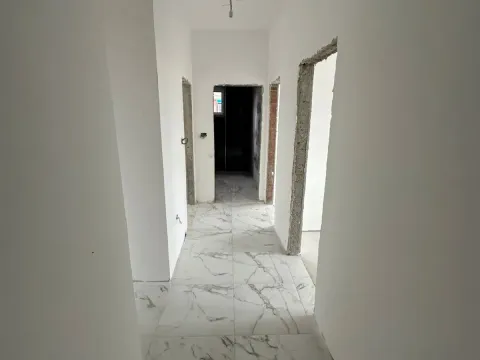 Prodaja, dvosoban stan, 60m², Zabjelo, Podgorica - image 2