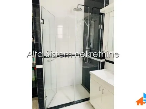 Rent, three bedroom apartment, 80m², Vračar Hram, Vračar Sve Podlokacije - image 12