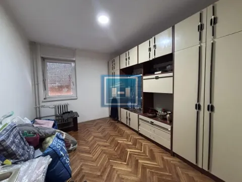 Prodaja, kuća, 160m², Trnava, Jagodina - image 66