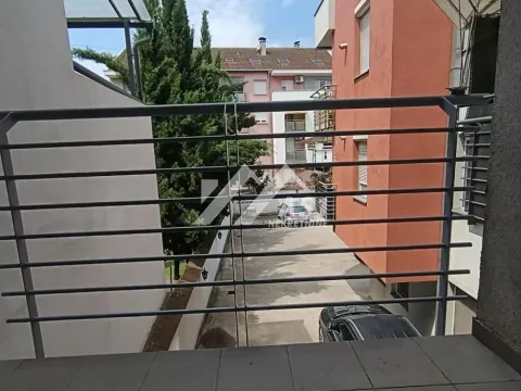 Izdavanje, dvosoban stan, 55m², Bulevar Oslobodjenja, Novi Sad Sve Podlokacije - image 10