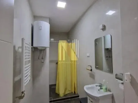 Prodaja, stan, 141m², Bulevar patrijarha Pavla, Novi Sad Sve Podlokacije - image 10