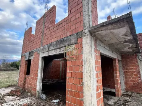 Prodaja, kuća, 150m², Ćurilac, Danilovgrad - image 1
