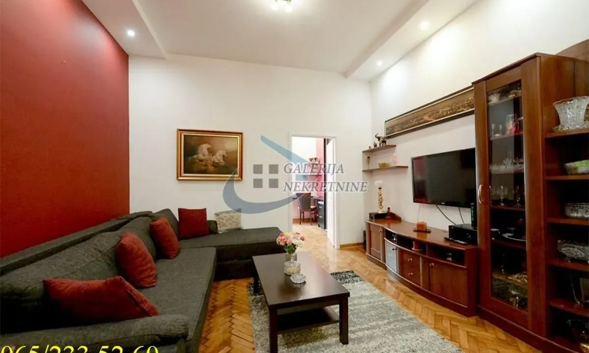 Prodaja, trosoban stan, 86m², Vračar Sve Podlokacije, Beograd