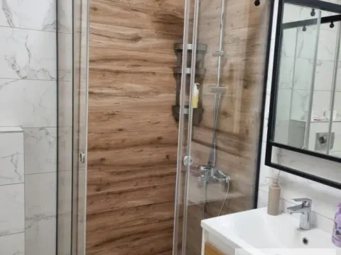 Izdavanje, trosoban stan, 55m², Šumice, Beograd - image 16