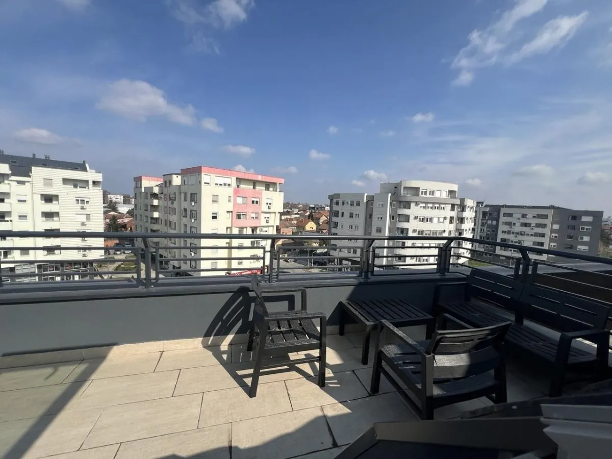 Prodaja, stan, 113m², Bulevar patrijarha Pavla, Novi Sad Sve Podlokacije